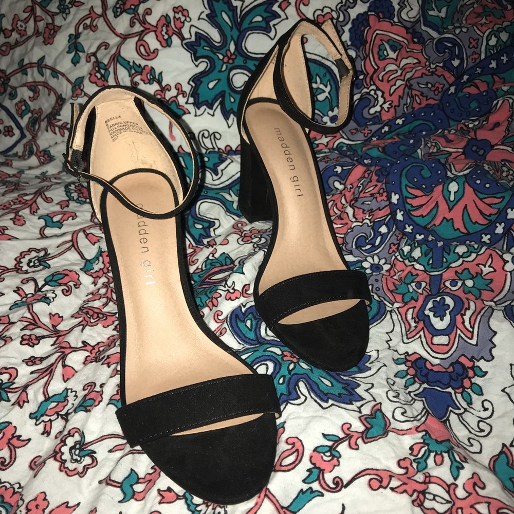 🦋LAST CHANCE 🦋 Madden Girl Heels